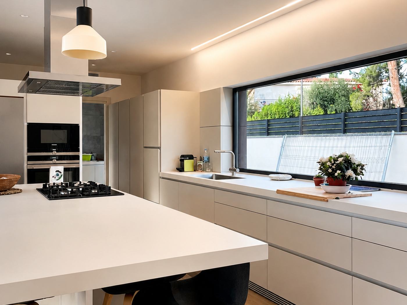 Casa Maresme — Cocina ventana