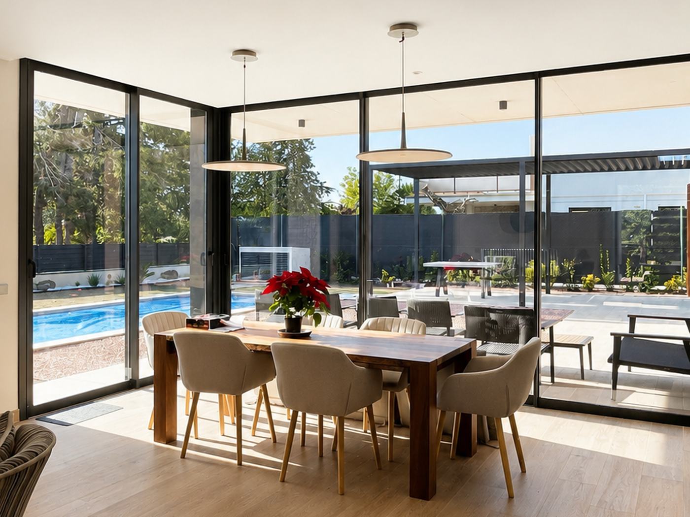 Casa Maresme — Comedor jardín