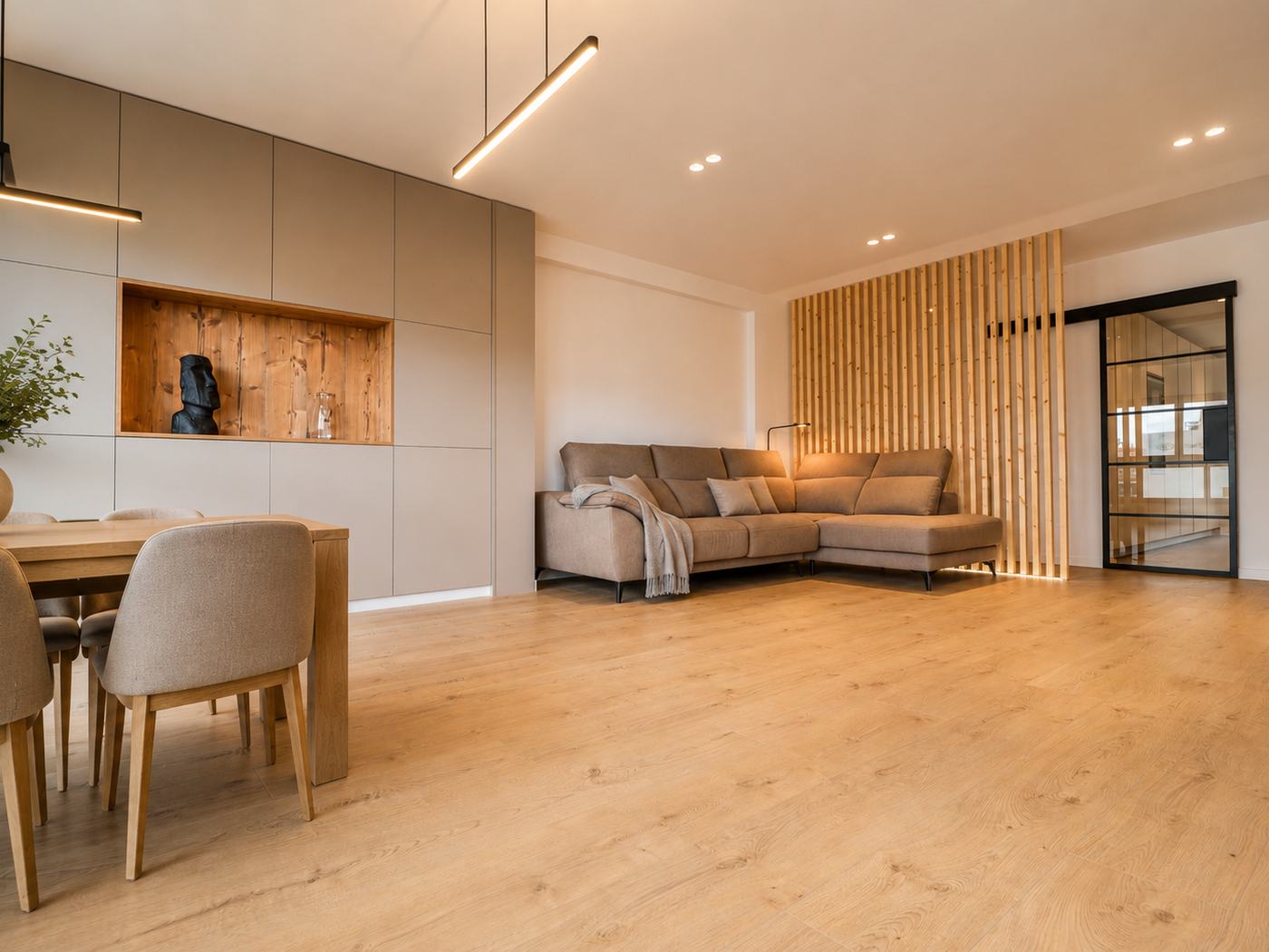 Reforma Espro — Comedor panel madera
